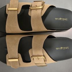 Black And Beige Platform Slides