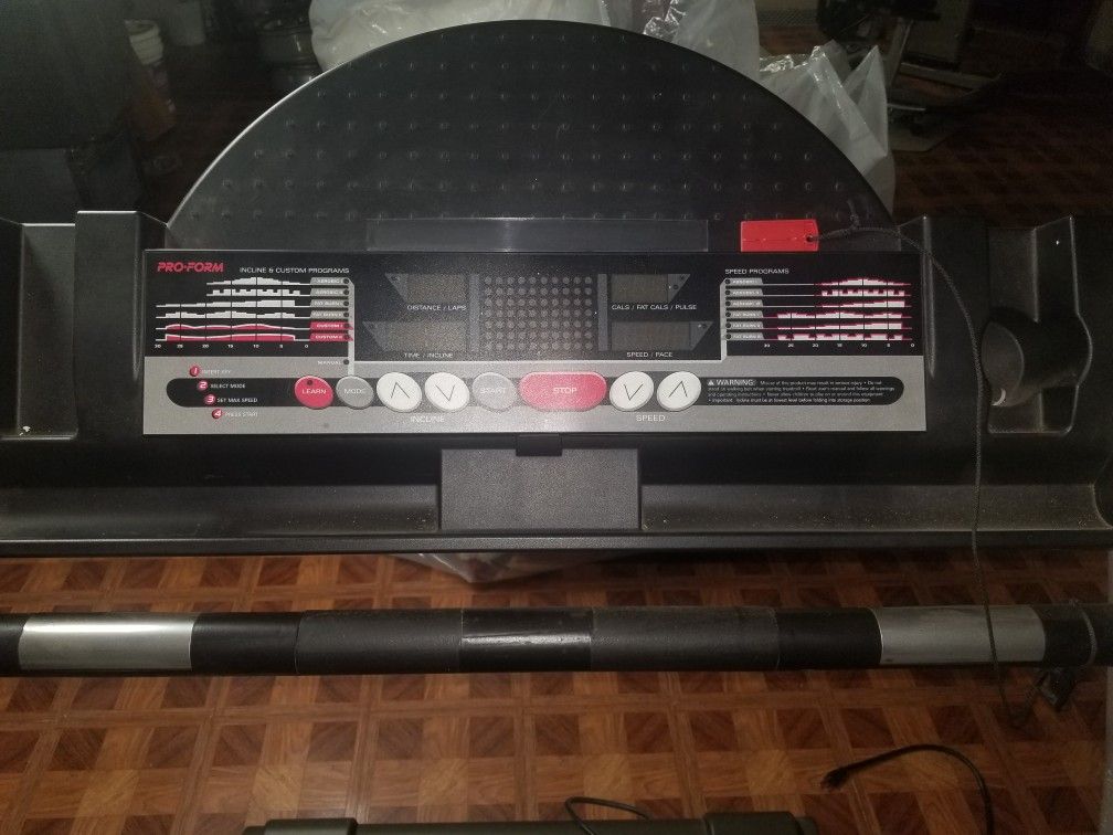 Proform 785 EX Treadmill for Sale in Philadelphia PA OfferUp