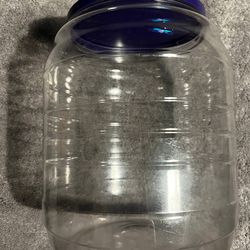 Gallon clear plastic jar with lid