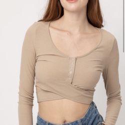 Crisscross Crop Top $14 (Small Medium Large)