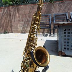 Vintage Conn "New Wonder" Alto Saxophone 
