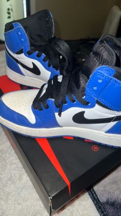 As is AIR JORDAN 1 size 6 men 5.5 women