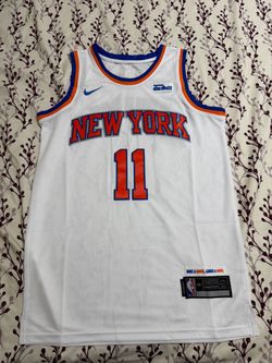 Jalen Brunson white Knicks basketball jersey