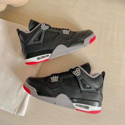 Jordan 4 bred Reimagined Size 7.5~12 255$ Brand New 