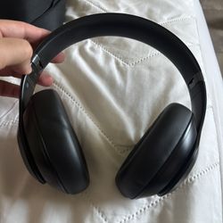 Beats Studio Pro Noise Canceling 