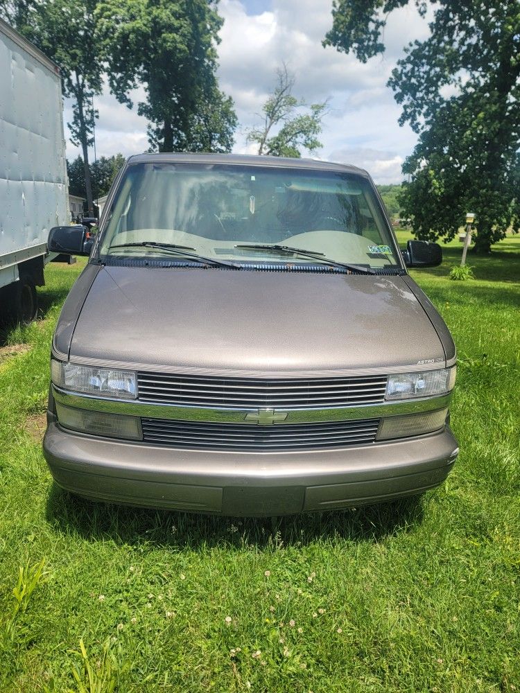 1998 Chevrolet Astro