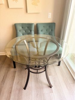 Round Glass Dining Table 30”H x 38”W