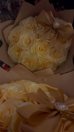 12 Count Beige Bouquet