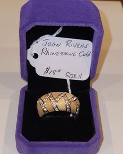 Joan Rivers Rhinestone Gold Ring