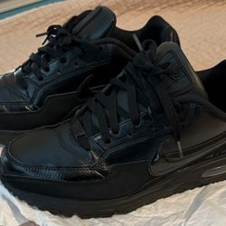 $95. Blk Nike Air Max 90