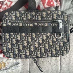 🔥 Dior Oblique Crossbody Bag 🔥