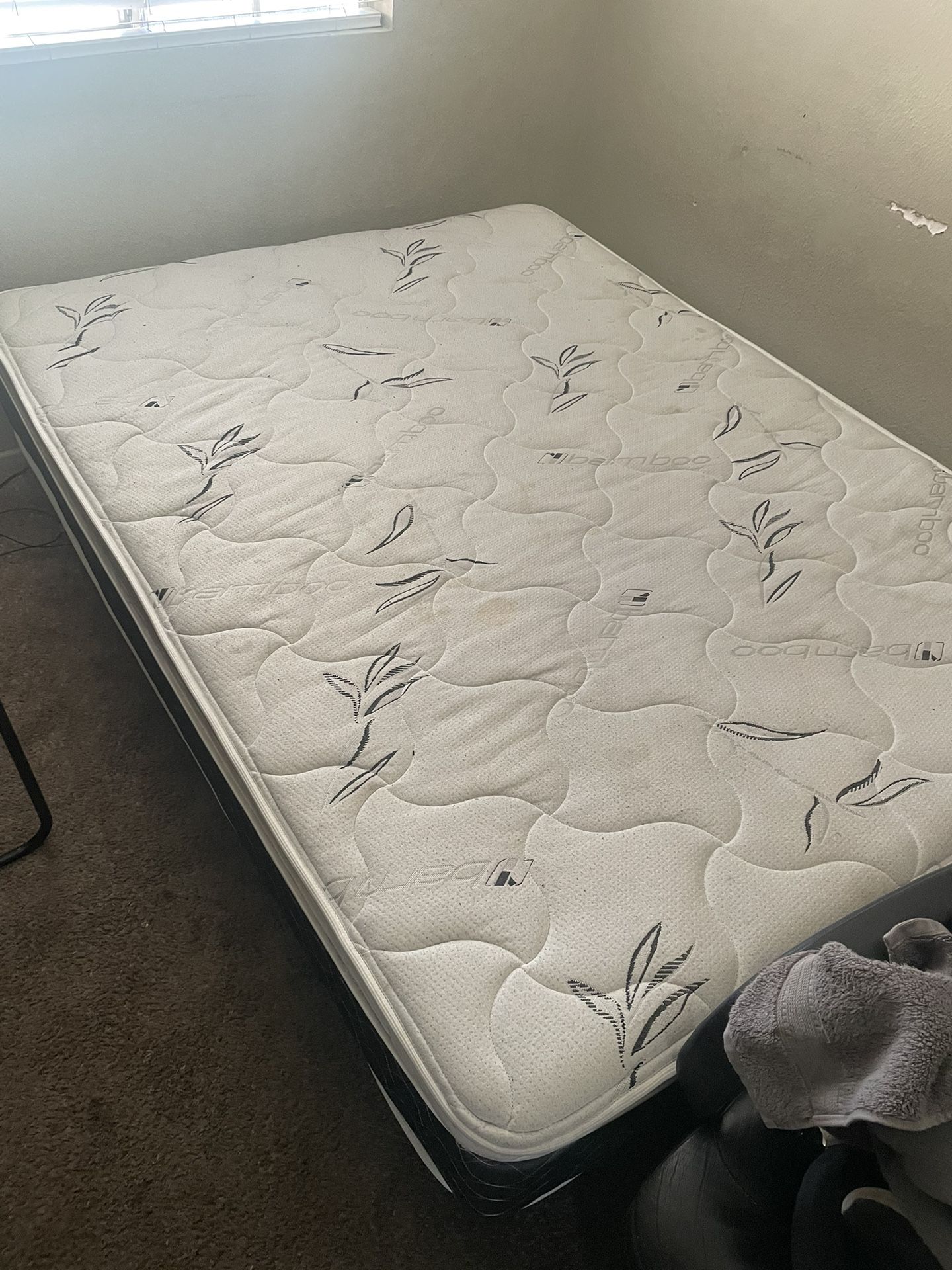 Free Queen With Box Spring