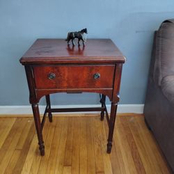 Antique End Table/ Westinghouse Sewing Machine