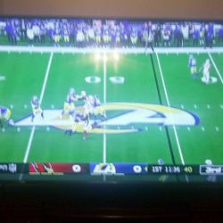 LG. 88 INCH. 4K. SMART TV