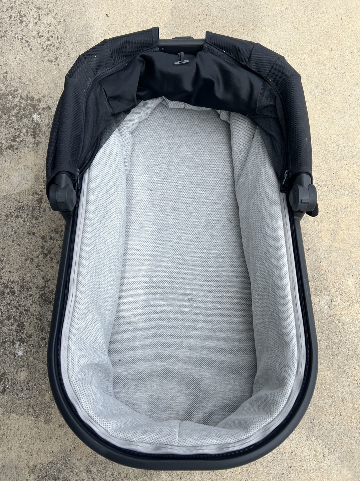 Uppa baby Bassinet