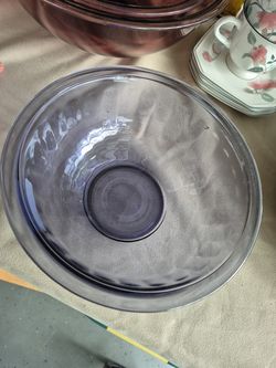 #323 Pyrex Mixing Bowl Purple 1.5L