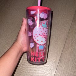 Hello Kitty Strawberry Cup