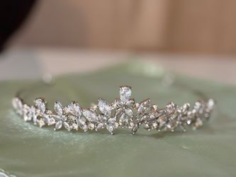 Bridal Crown Tiara Petite Silver Quinceañera Prom
