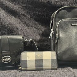 Real Coach Wallet And Bags 