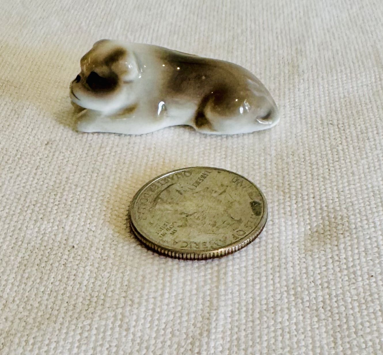 Vintage porcelain miniature bulldog figurine Japan