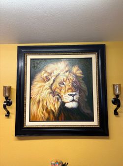 Lion portrait / 2 sconces
