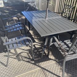 Brand New Patio Table Set All Metal