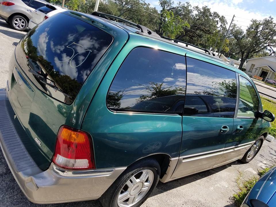 2002 Ford Windstar