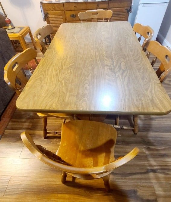 Solid Wood Farmhouse-Style Dining Table with 6 Matching Chairs