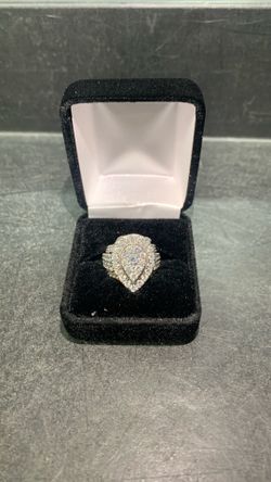 White Gold Teardrop Band $799.99