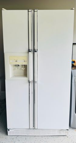 White Kenmore Side-by-Side Refrigerator