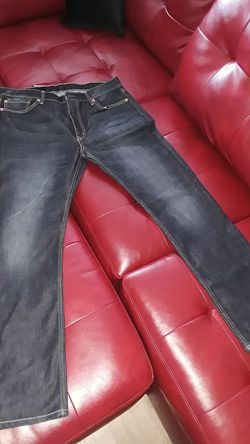 Men Levi's 38x32