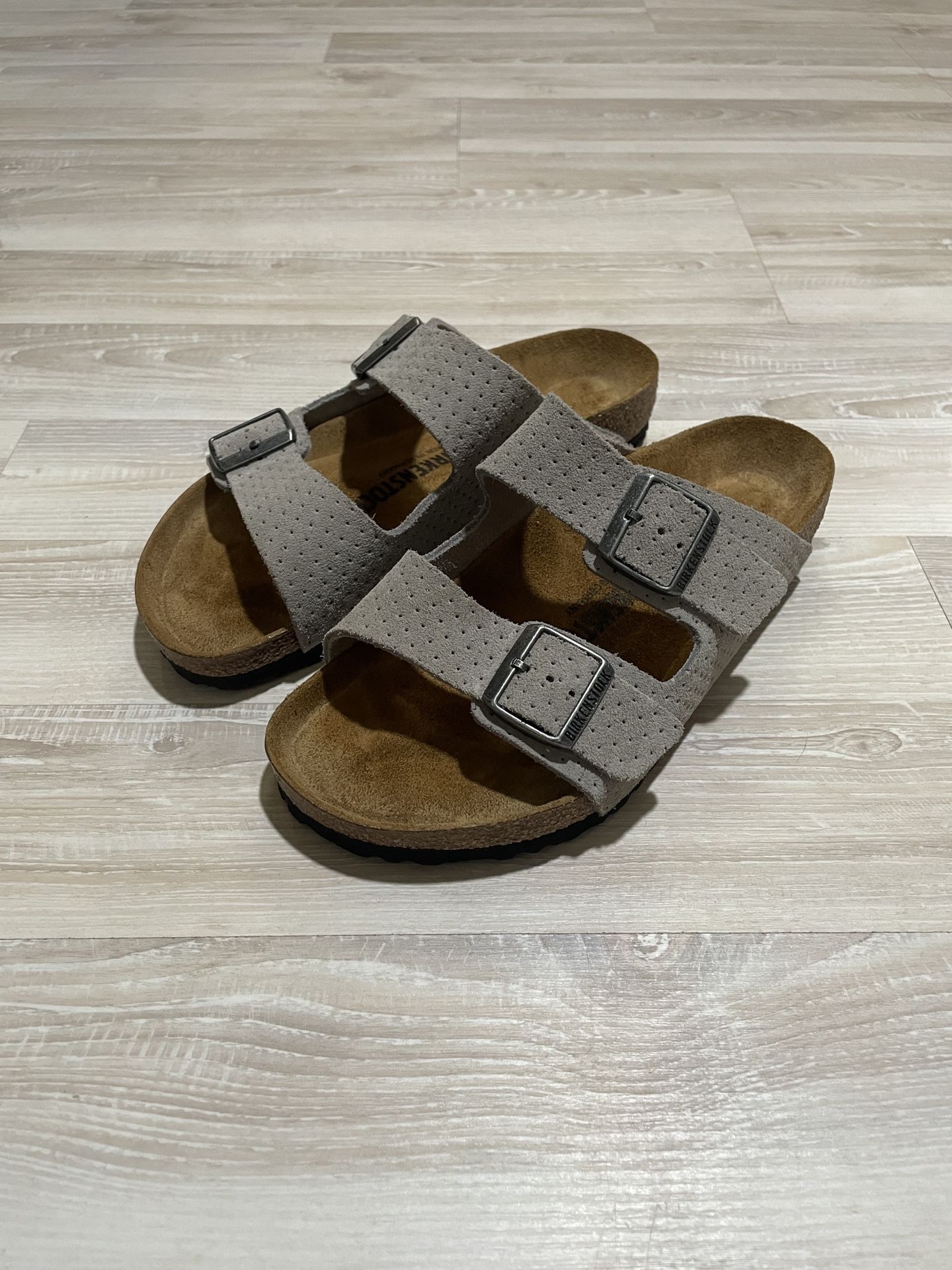 Birkenstocks (Size 8-8.5M / 10-10.5W | 41EU)