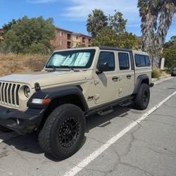 Jeep Gladiator  Ready To Go 