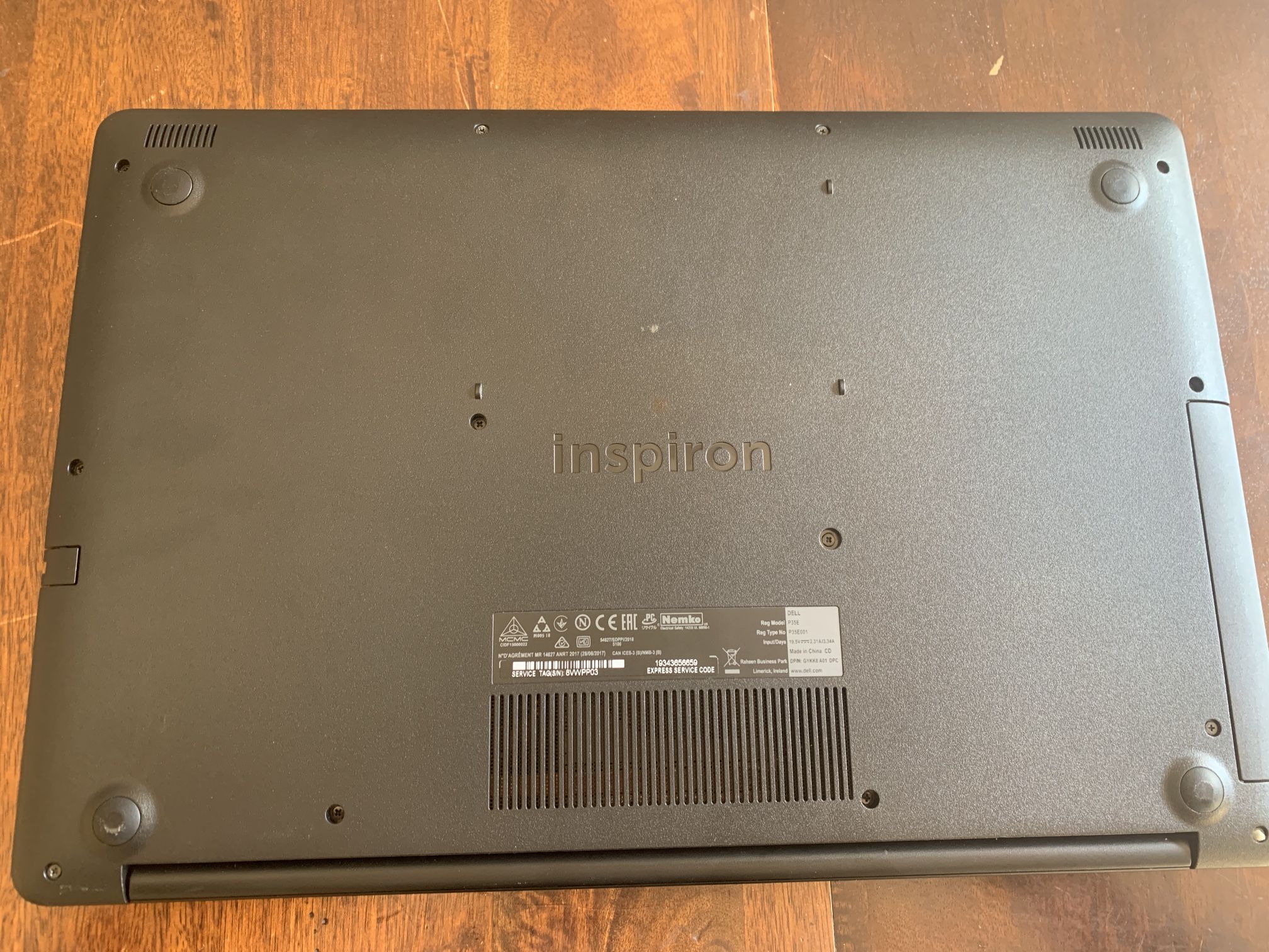 Dell Inspiron 17” 3781 — 16GB RAM