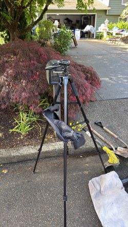Ravelli tripod