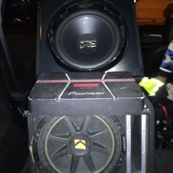 KICKER AND POLK AUDIO 12" IN SPEAKERS WITH 1000 AMP