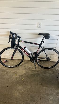 Ryder Ultralight  It is a full carbon frame with Shimano Ultegra gear set.