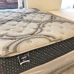 King Mattress - Top Comfort - $25 $25 to Reserve Available - $25 to Start Available