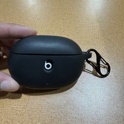 Beats by Dre Studio buds