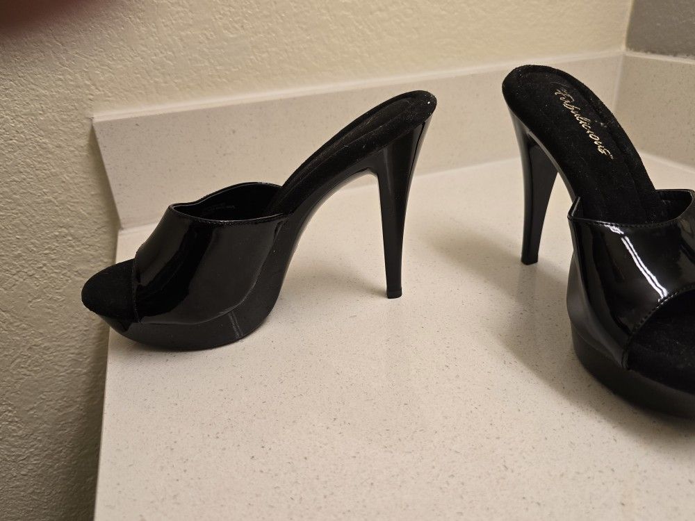 Black Heel