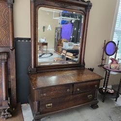 Antique Tiger Wood Bedroom Set