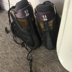 Snow Board/Boots 11/29 Bolle goggles