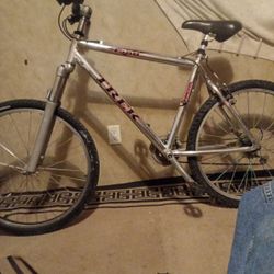 Trek 4500 Alpha Custom Aluminum Asking 230$