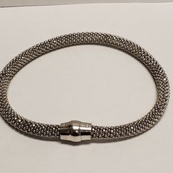 925 Sterling Silver Rhodium Plated Popcorn Motif Bangle 7.5 inches 