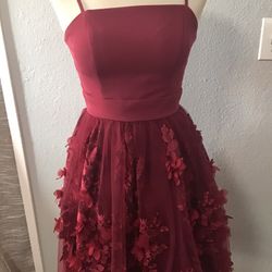 Beautiful Dress Worn Once 