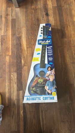 First Act Discovery Lion Guitar