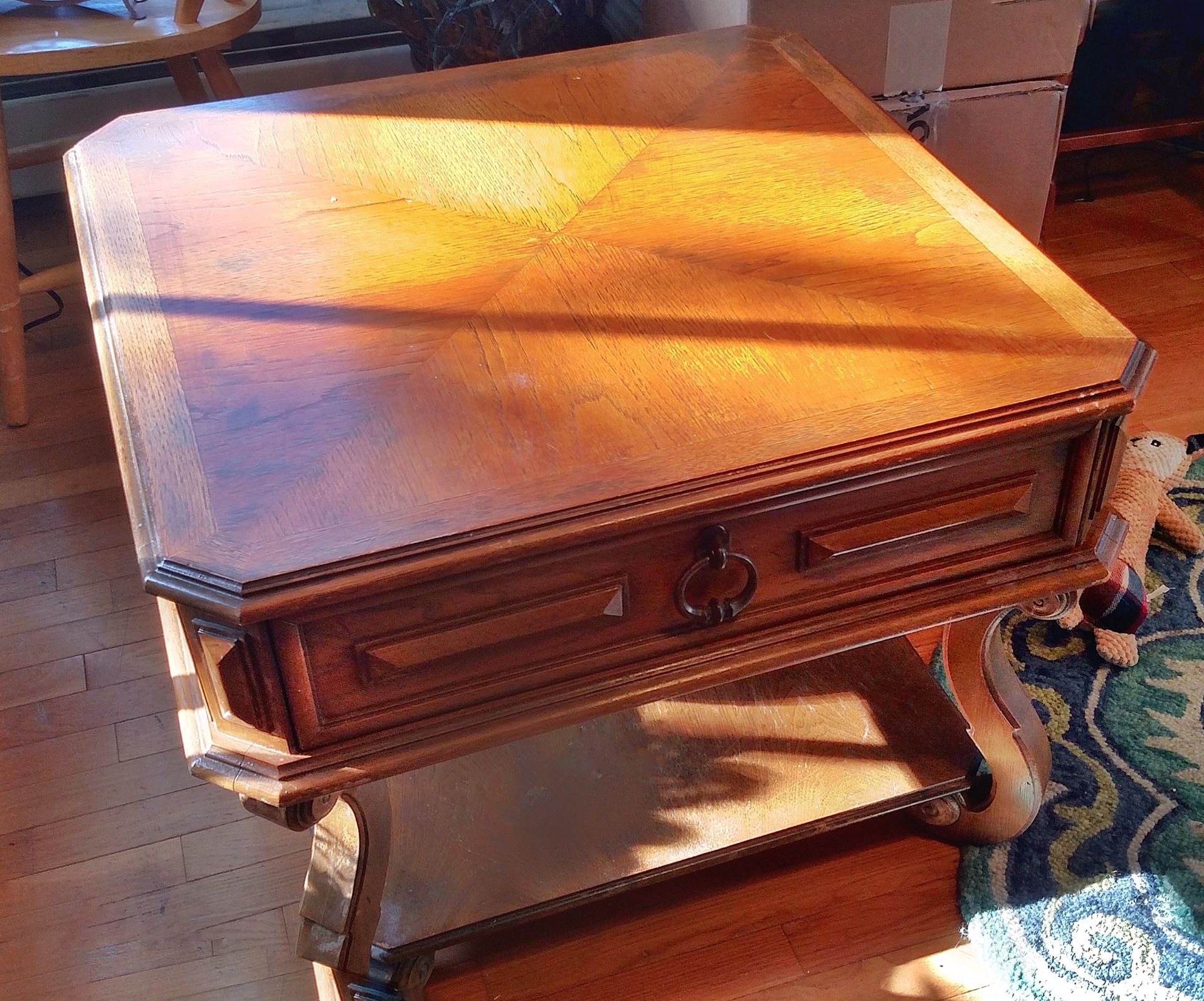 Thomasville Pecan Mid Century End Table w/ drawer