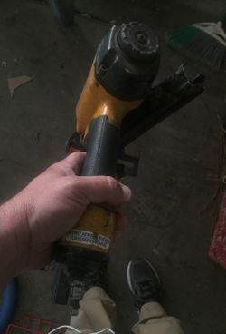Nail gun
