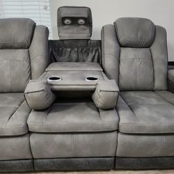 Reclining Couch 