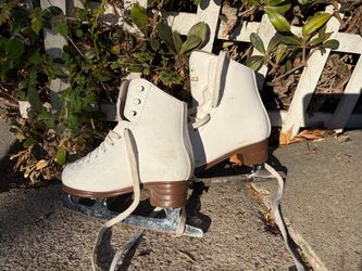 Figure Skates- size 13 child